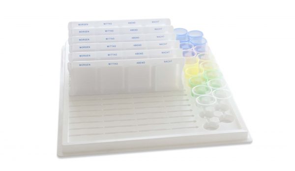 Medikamententablett mit Boden + Medizinbecher